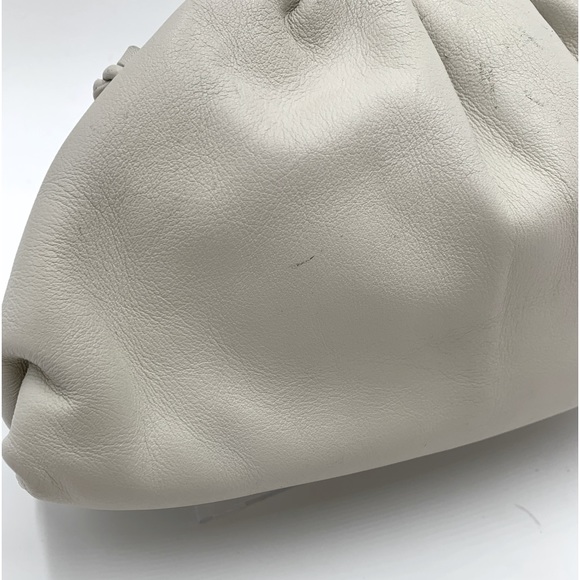 Authe Bottega Veneta White Leather Mini Clutch Preloved Pouch - Picture 6 of 16